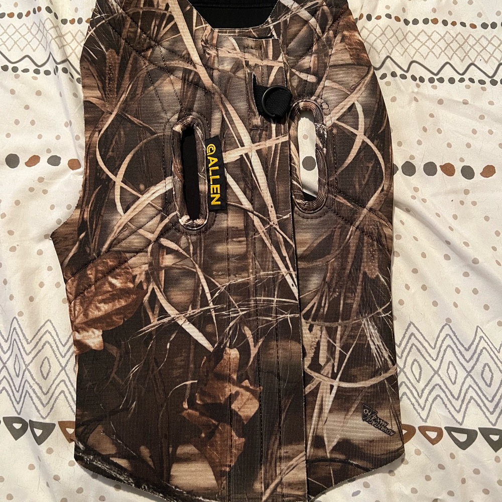Hunting dog vest
